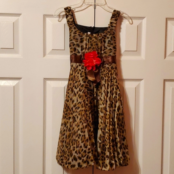 Bonnie Jean Other - Bonnie Jean Girls Leopard Dress with pink flower & brown bow